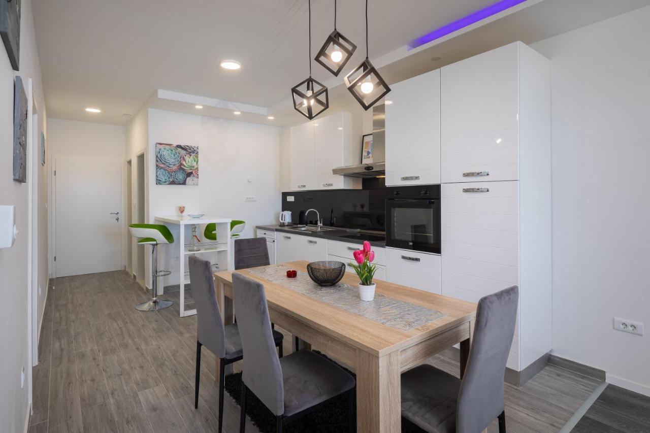 Seaside Deluxe Lägenhet Jesenice  Exteriör bild