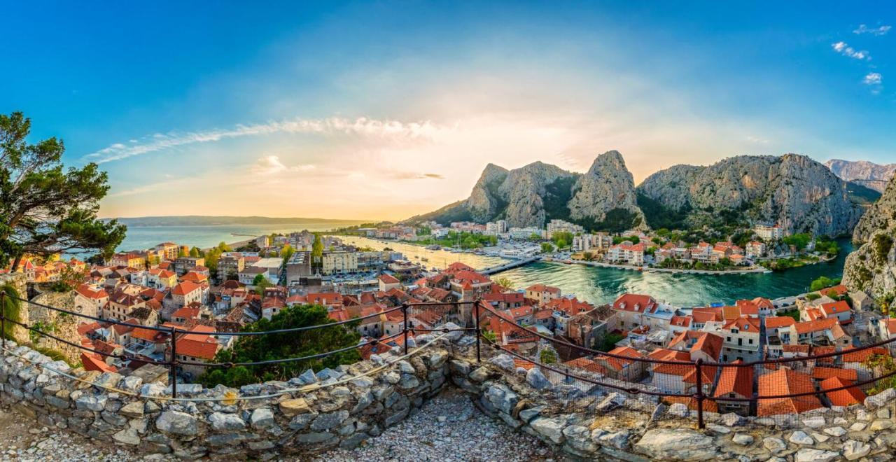 Seaside Deluxe Lägenhet Jesenice  Exteriör bild